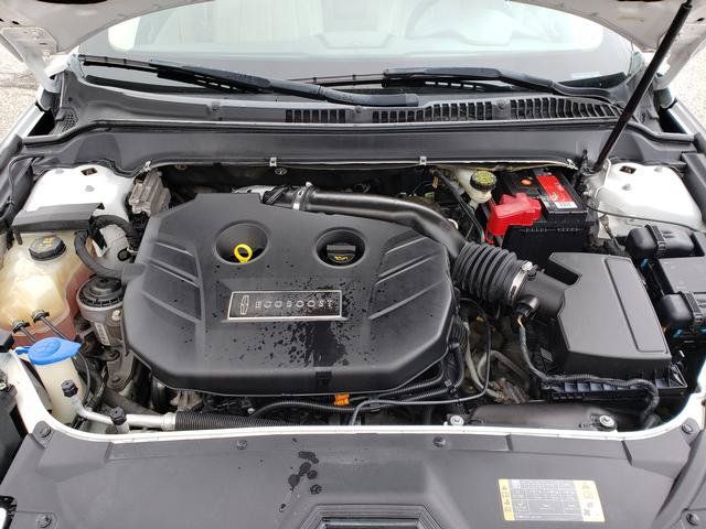 Used 2015 Lincoln MKZ w/ Equipment Group 102A Reserve FWD image 26