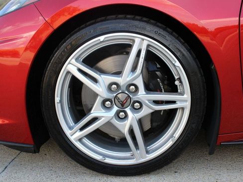Used 2022 Chevrolet Corvette Stingray Preferred Cpe w/ Z51 Performance Package RWD image 25