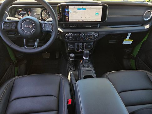 New 2026 Jeep Gladiator Sport AWD/4WD image 5