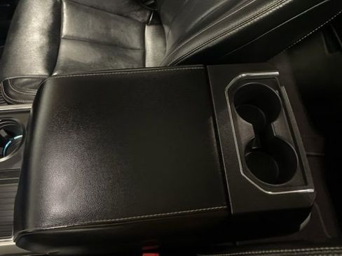 Used 2020 Ford F250 Lariat w/ Lariat Ultimate Package image 38