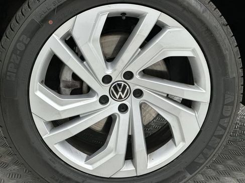 Used 2021 Volkswagen Atlas SE w/ Towing Package AWD/4WD image 10