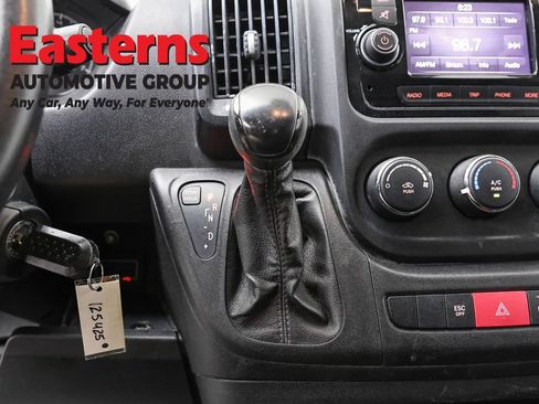 Used 2021 RAM ProMaster 2500 FWD image 13