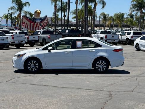 Used 2022 Toyota Corolla LE FWD image 8