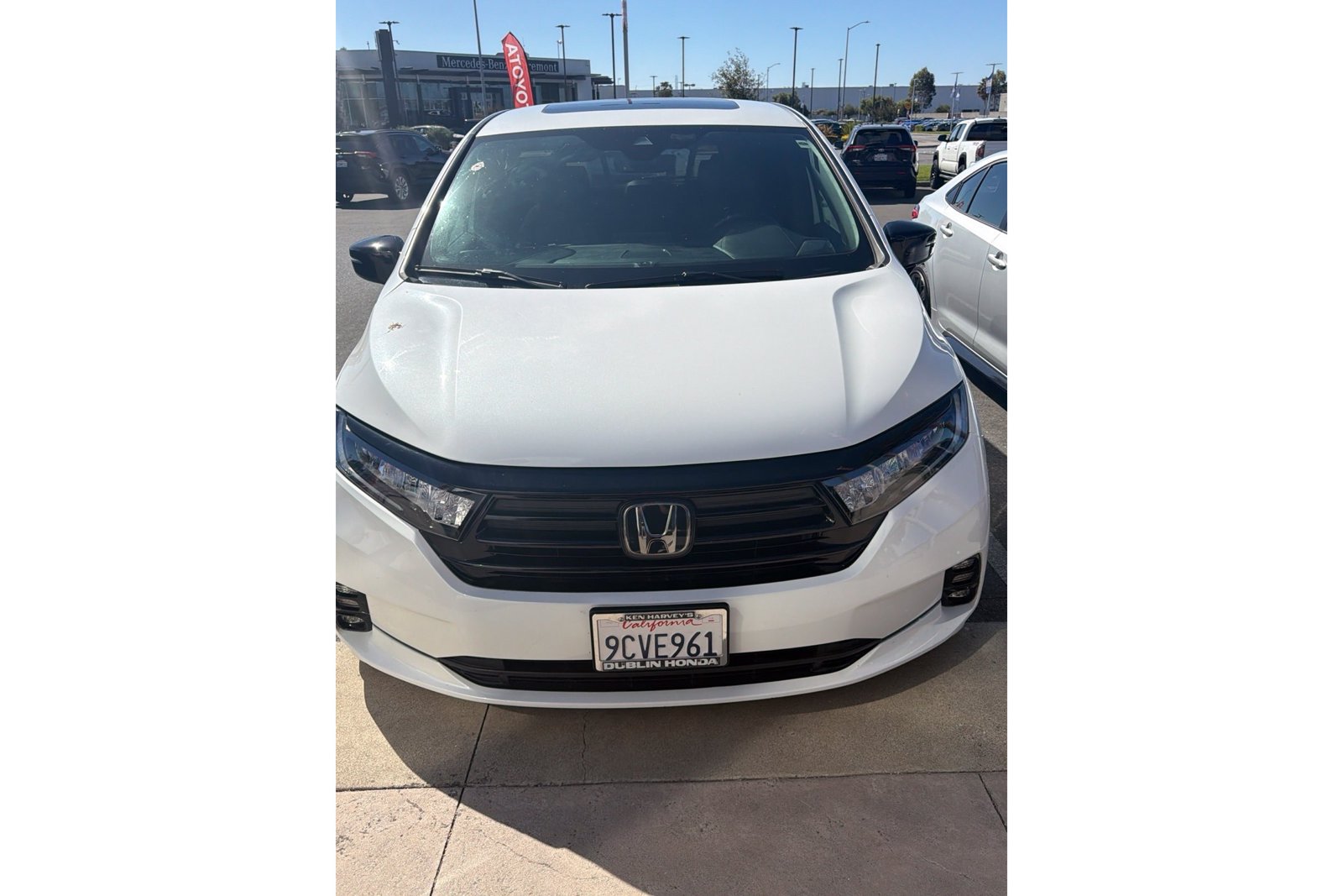 Used 2023 Honda Odyssey Sport image 2