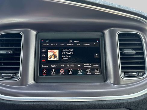Used 2020 Dodge Charger SXT w/ Leather Interior Group RWD image 20
