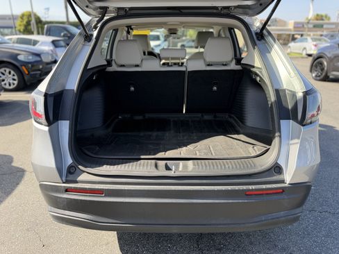 Used 2024 Honda HR-V LX image 8