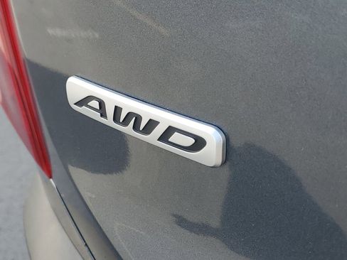 Used 2022 Kia Telluride LX image 7