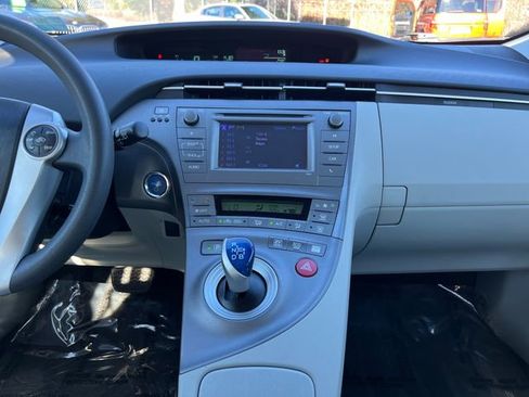 Used 2013 Toyota Prius Two image 20