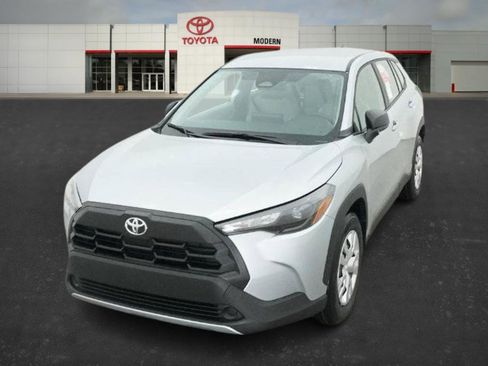 New 2026 Toyota Corolla Cross L image 8