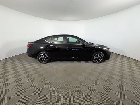 Used 2024 Nissan Sentra SV FWD image 29