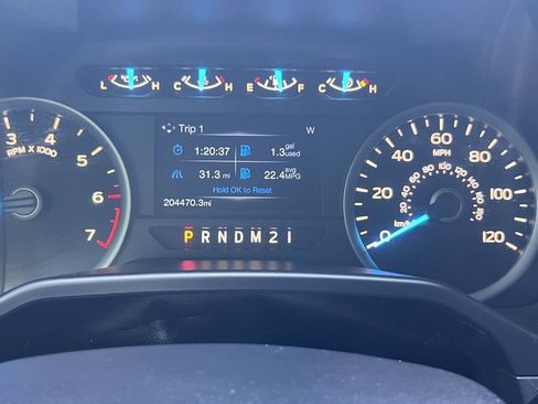 Used 2015 Ford F150 XLT w/ Equipment Group 302A Luxury AWD/4WD image 37