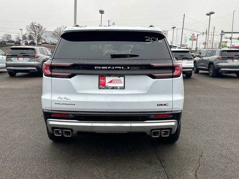 New 2026 GMC Acadia Denali w/ Super Cruise Package FWD image 5