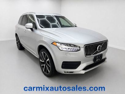 Used 2022 Volvo XC90 T6 Momentum w/ Climate Package