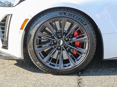 Used 2024 Cadillac CT5 V Blackwing w/ Carbon Fiber Package 2 image 9