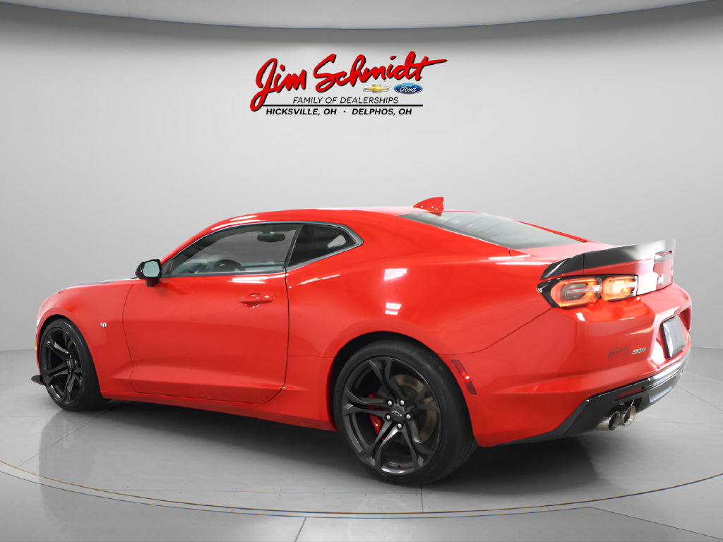 Used 2021 Chevrolet Camaro SS RWD image 4