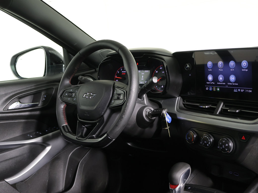 Used 2025 Chevrolet Trax RS w/ Driver Confidence Package FWD image 31
