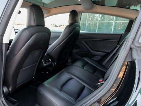 Used 2019 Tesla Model 3 Performance image 46