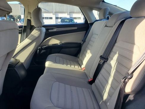 Used 2018 Ford Fusion S image 25