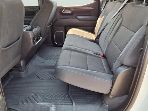 Used 2024 Chevrolet Silverado 1500 LT Trail Boss w/ Convenience Package II AWD/4WD image 20