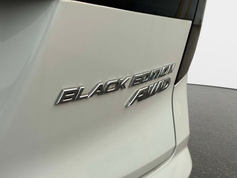 Used 2021 Honda Pilot Black Edition image 10
