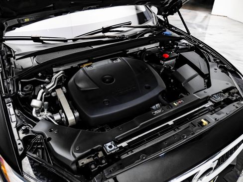 Used 2020 Volvo V60 T5 Momentum w/ Protection Package Premier image 85