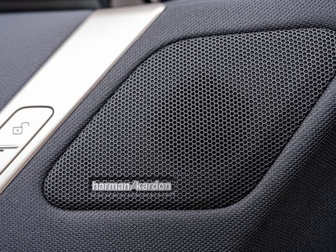 Used 2025 BMW iX xDrive50 image 17