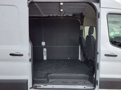 Used 2023 Ford E-Transit Medium Roof w/ Interior Upgrade Package image 17