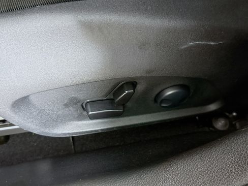 Used 2025 Jeep Compass Trailhawk w/ Trailhawk Elite Group image 24