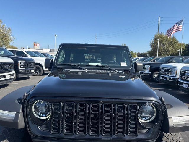 Used 2024 Jeep Wrangler Unlimited AWD/4WD image 5