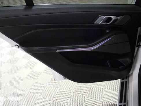 Used 2019 BMW X7 xDrive50i w/ Dynamic Handling Package image 24
