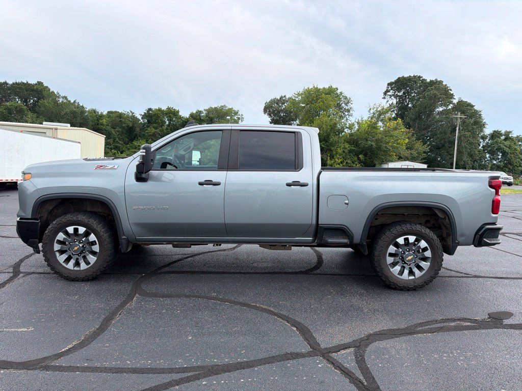 Used 2024 Chevrolet Silverado 2500 Custom w/ Custom Value Package AWD/4WD image 3