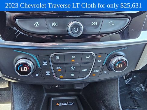 Used 2023 Chevrolet Traverse LT w/ LPO, Cargo Package AWD/4WD image 30