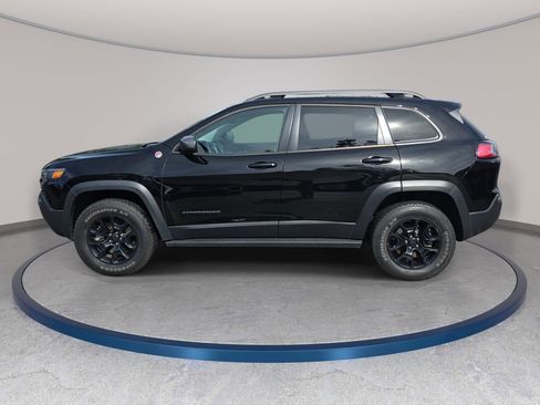 Used 2020 Jeep Cherokee Trailhawk w/ Comfort/Convenience Group AWD/4WD image 9