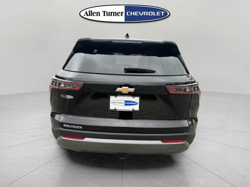 New 2026 Chevrolet Equinox LT w/ Convenience Package II image 5