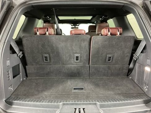Used 2024 Ford Expedition Limited AWD/4WD image 27