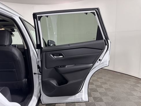 New 2026 Nissan Rogue SV w/ SV Premium Package image 37