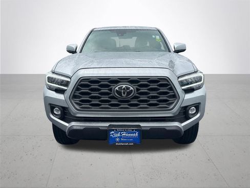 Used 2023 Toyota Tacoma TRD Off-Road w/ Technology Package AWD/4WD image 3