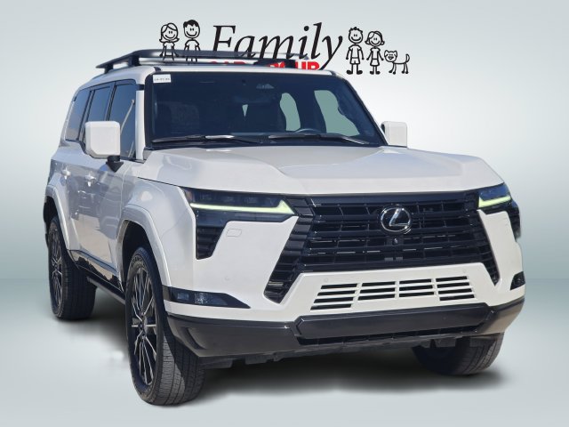 Used 2025 Lexus GX 550 w/ Accessory Package (2T) AWD/4WD image 2