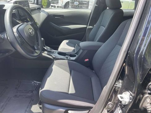 Used 2023 Toyota Corolla LE FWD image 9