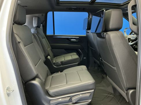 New 2026 Chevrolet Suburban Z71 w/ Z71 Off-Road Package image 27