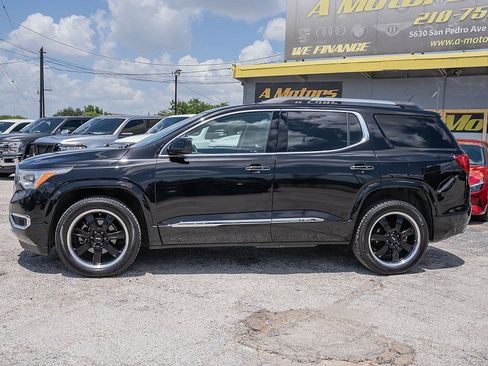 Used 2019 GMC Acadia Denali w/ Technology Package FWD image 8