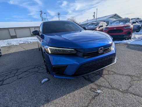 Used 2024 Honda Civic Sport image 28