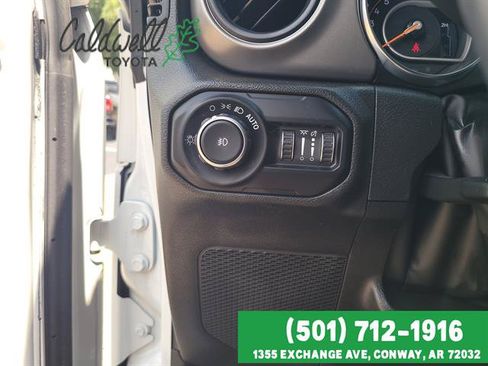 Used 2022 Jeep Wrangler Unlimited Sport AWD/4WD image 16