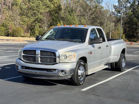 Used 2008 Dodge Ram 3500 Truck SLT w/ Popular Equipment Group image 3