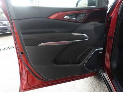 Used 2024 Chevrolet Traverse RS w/ LPO, Floor Liner Package image 9