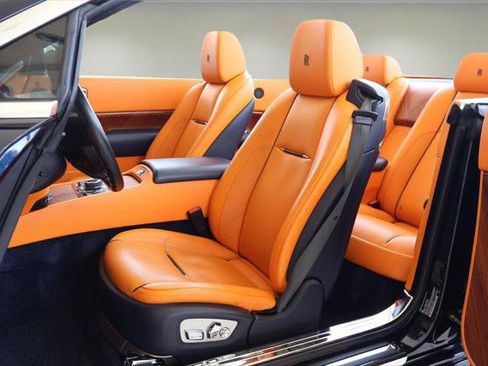 Certified 2016 Rolls-Royce Dawn RWD image 19