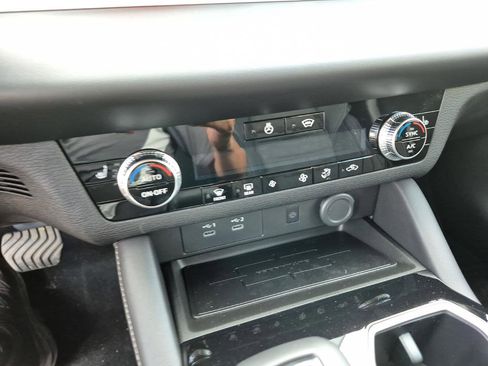 New 2026 Mitsubishi Outlander SE AWD/4WD image 24