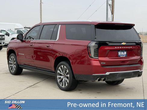 Certified 2025 Chevrolet Suburban High Country image 7
