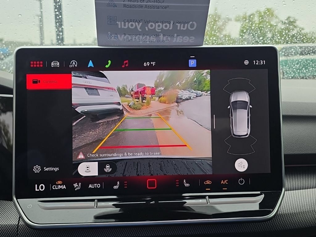 Certified 2025 Volkswagen GTI SE FWD image 18