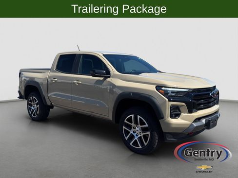 Used 2023 Chevrolet Colorado Z71 w/ Z71 Convenience Package 2 AWD/4WD image 8